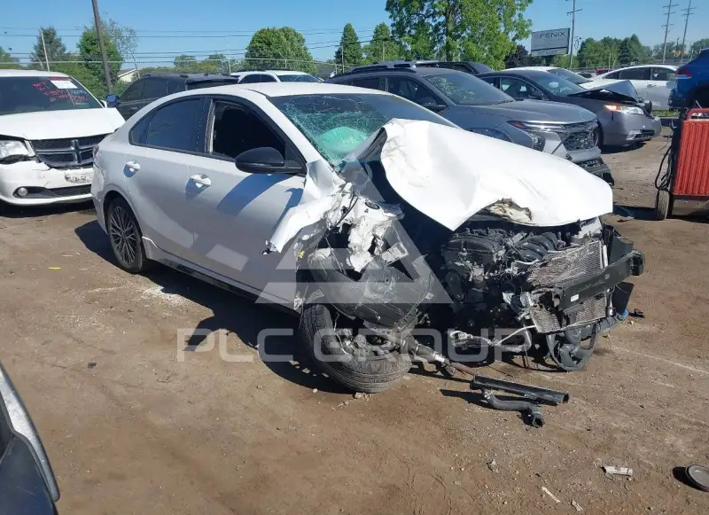 2022 KIA Forte photo