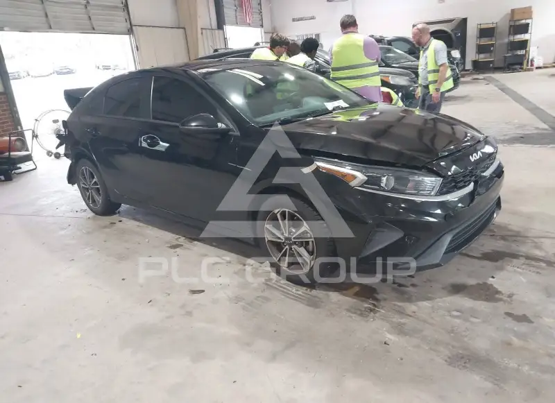 2022 KIA Forte фото