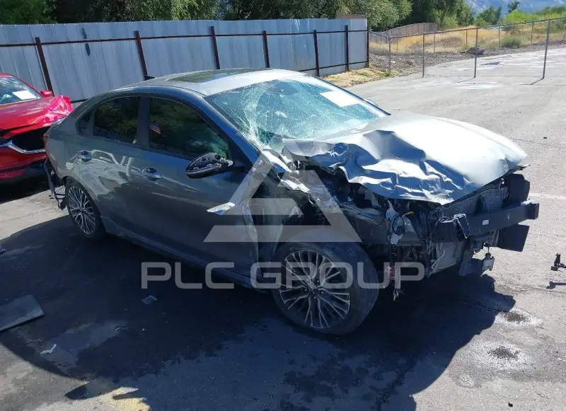 2022 KIA Forte фото