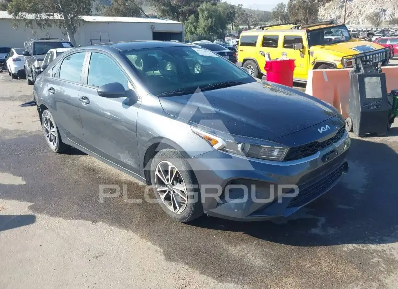 2022 KIA Forte фото