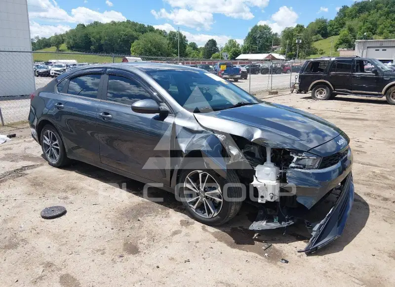 2022 KIA Forte фото