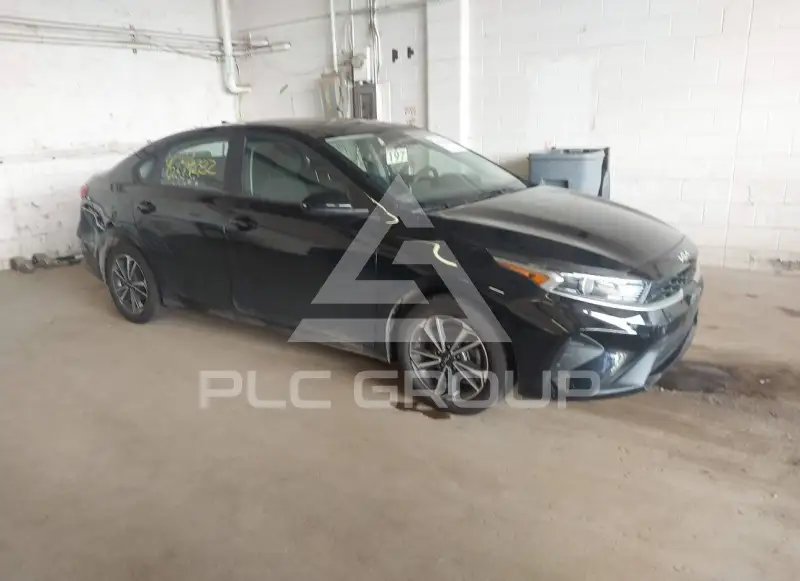2022 KIA Forte photo