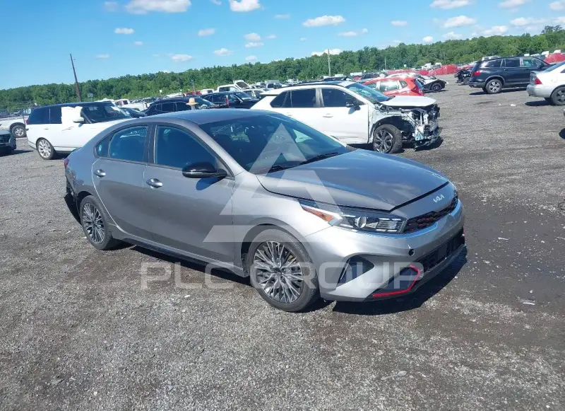 2022 KIA Forte photo