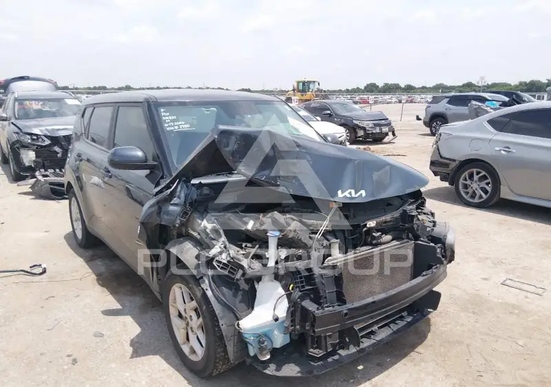 2022 KIA Soul photo