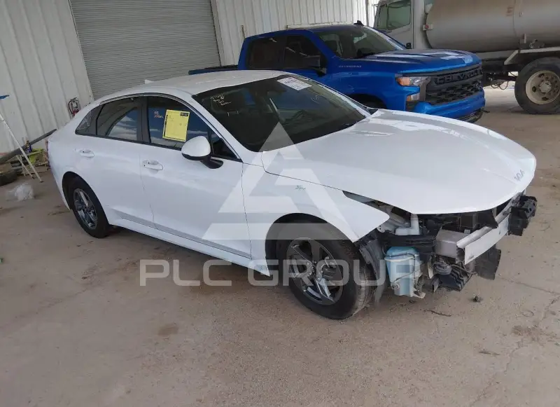 2022 KIA K5 фото