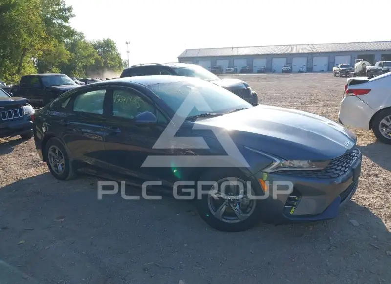 2022 KIA K5 фото