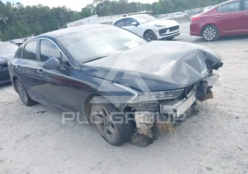 2022 KIA K5 фото