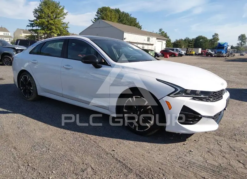 2022 KIA K5 фото