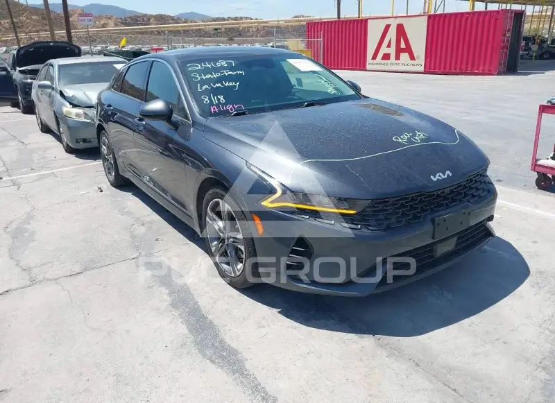 2022 KIA K5 photo
