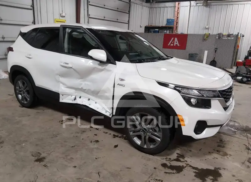 2022 KIA Seltos фото