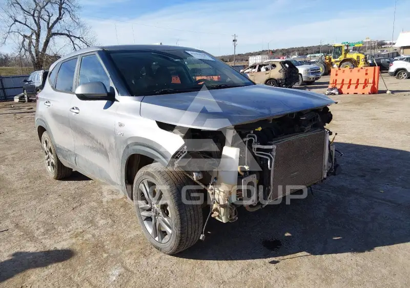 2022 KIA Seltos фото