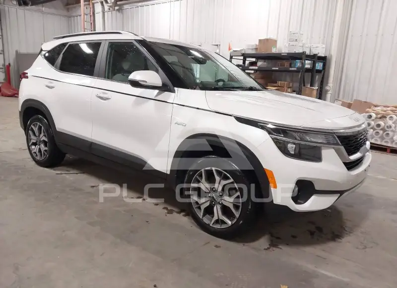 2022 KIA Seltos фото