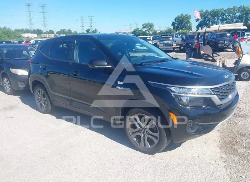 2023 KIA Seltos фото