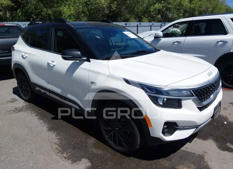 2022 KIA Seltos фото