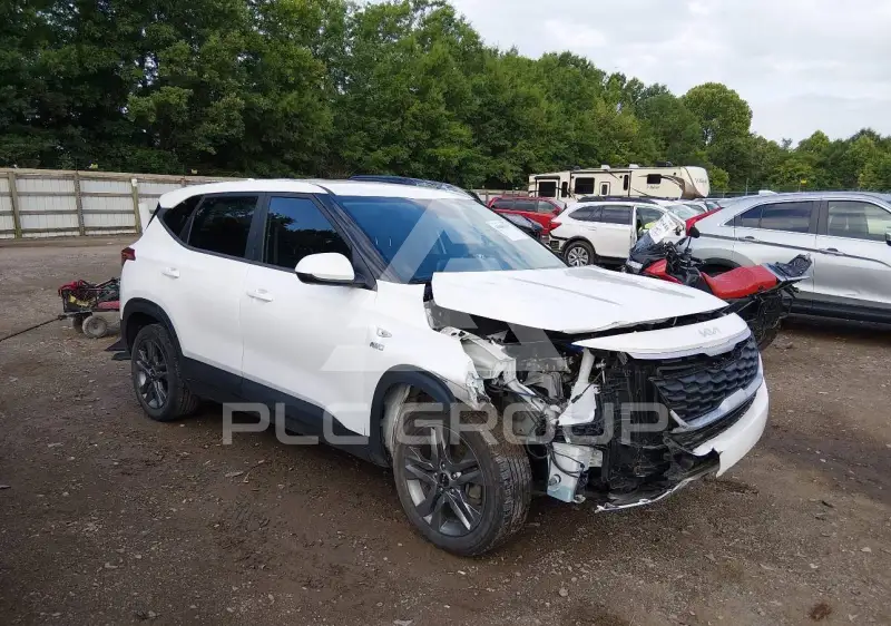 2022 KIA Seltos photo