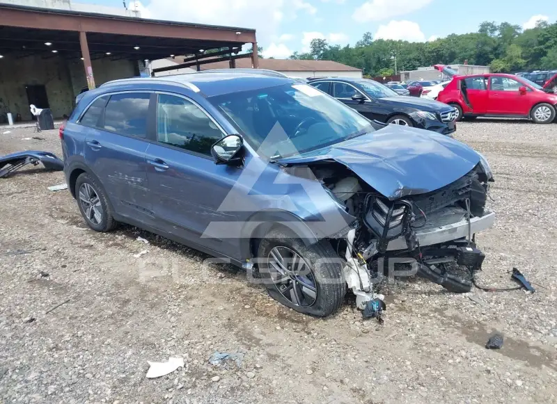 2022 KIA Niro фото