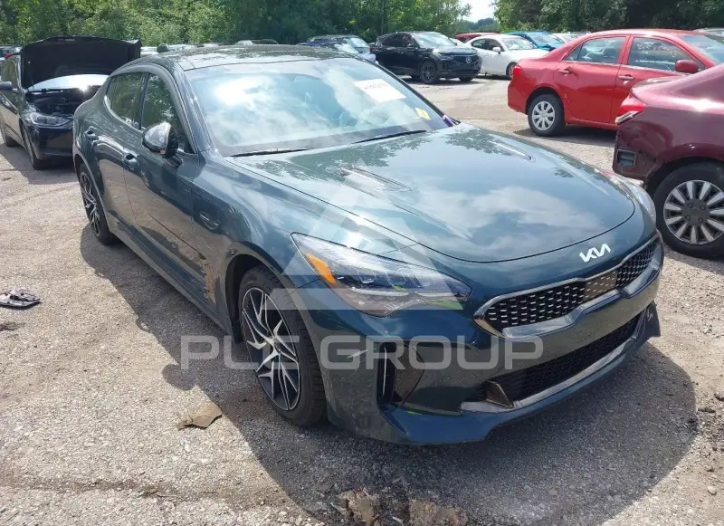 2022 KIA Stinger фото