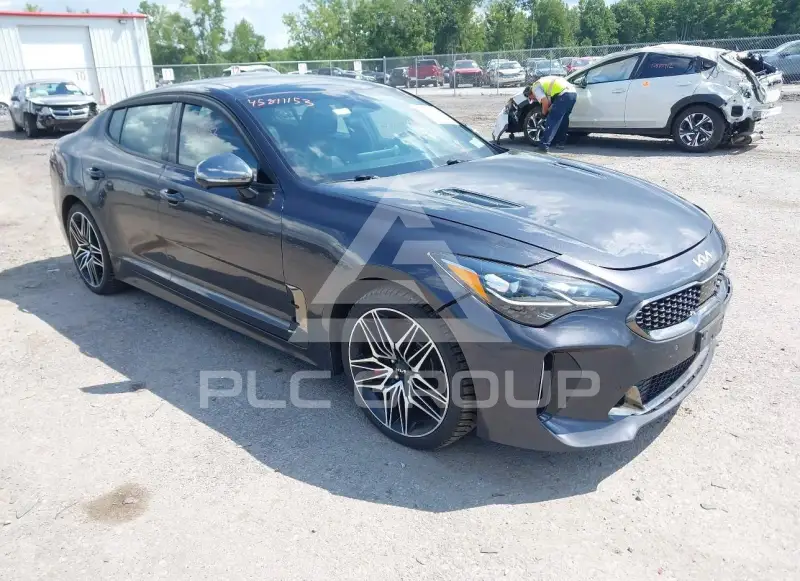 2022 KIA Stinger фото