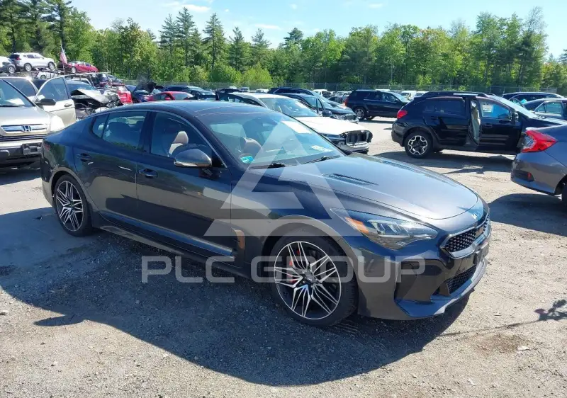 2022 KIA Stinger photo