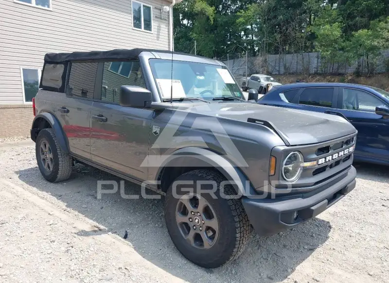2022 Ford BRONCO photo