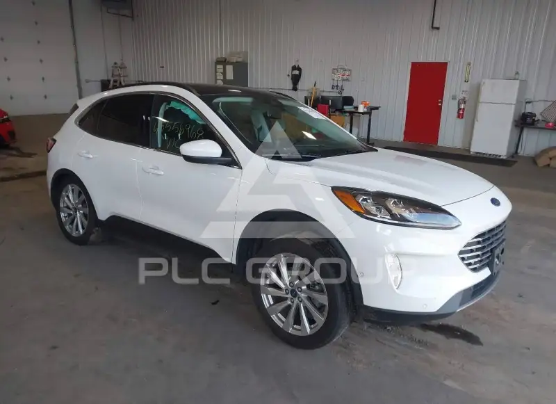 2022 Ford ESCAPE photo