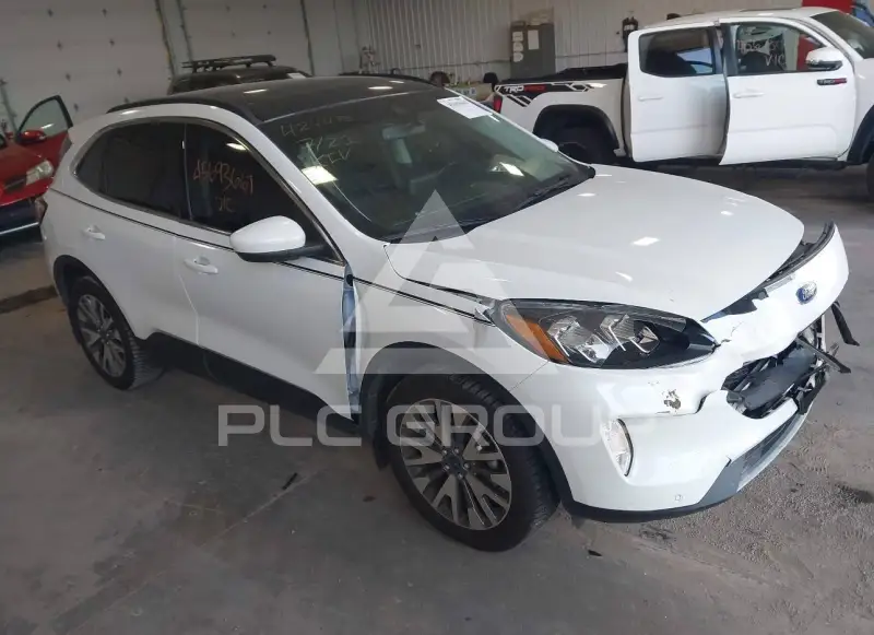2022 Ford ESCAPE photo