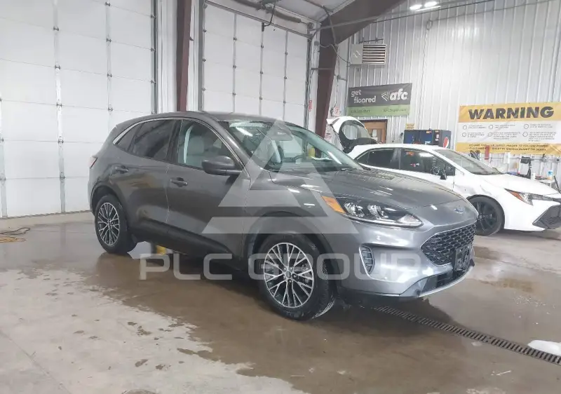 2022 Ford ESCAPE фото