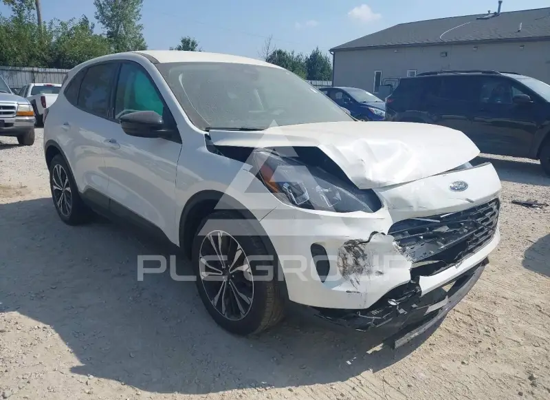 2022 Ford ESCAPE фото