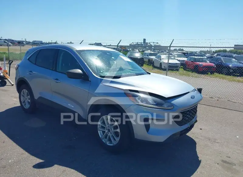 2022 Ford ESCAPE photo
