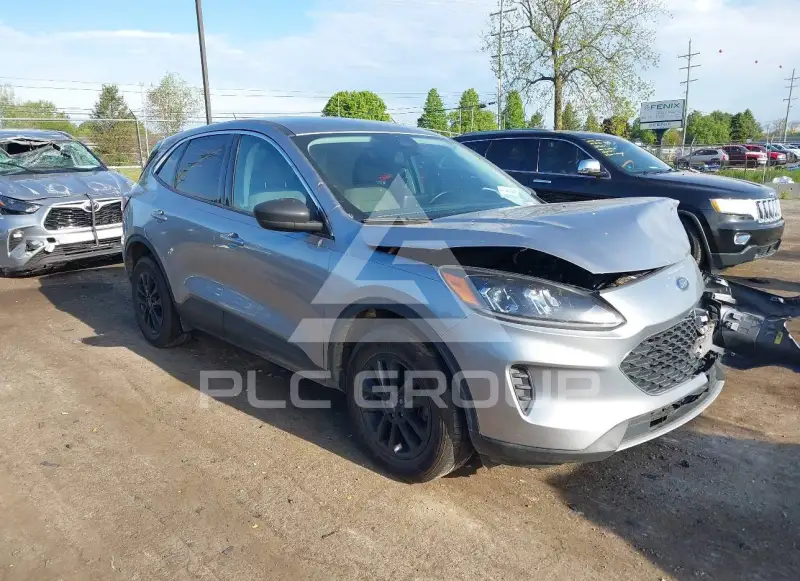 2022 Ford ESCAPE photo