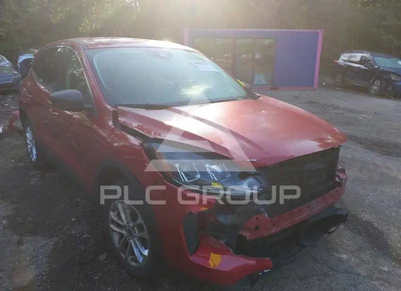 2022 Ford ESCAPE photo