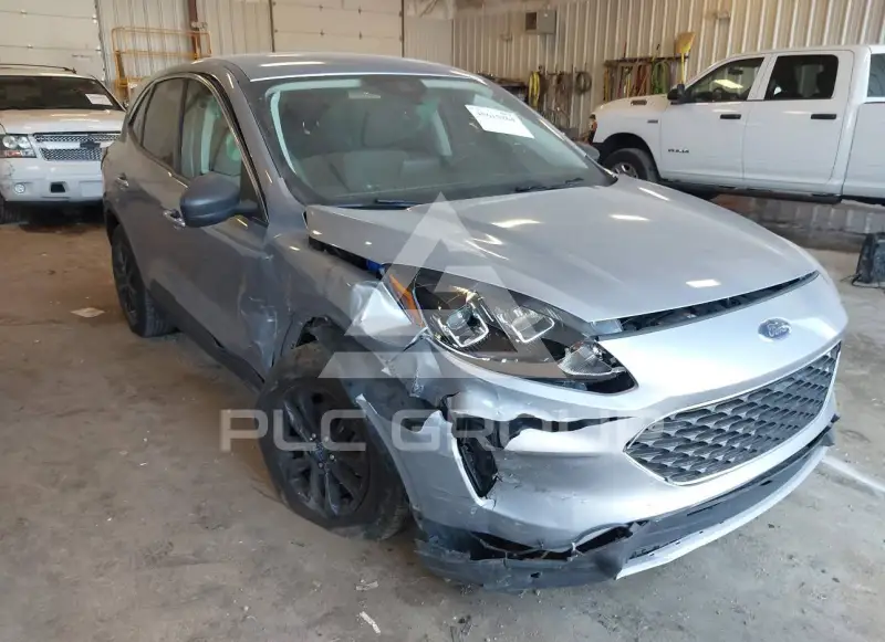 2022 Ford ESCAPE фото