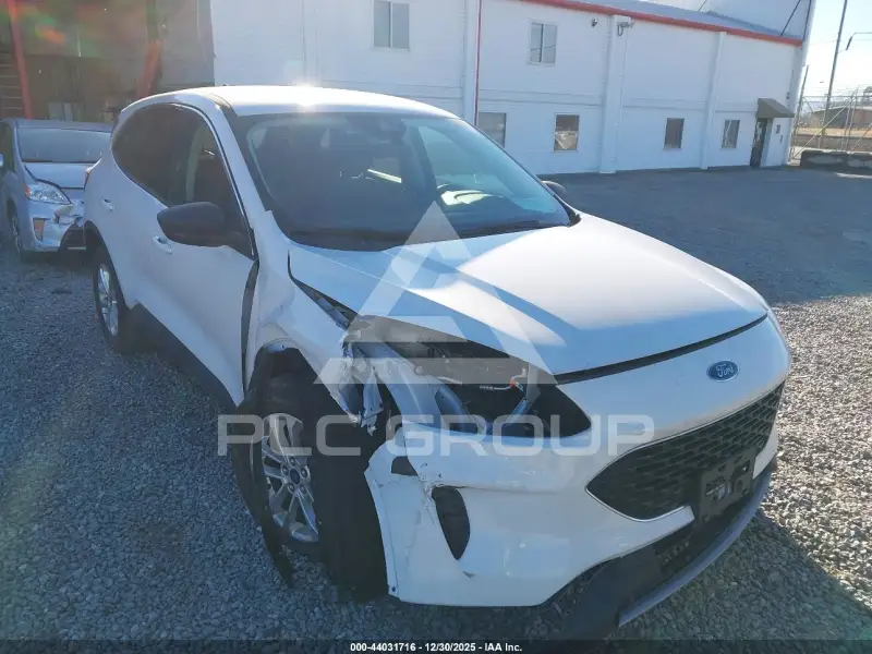 2022 Ford ESCAPE фото