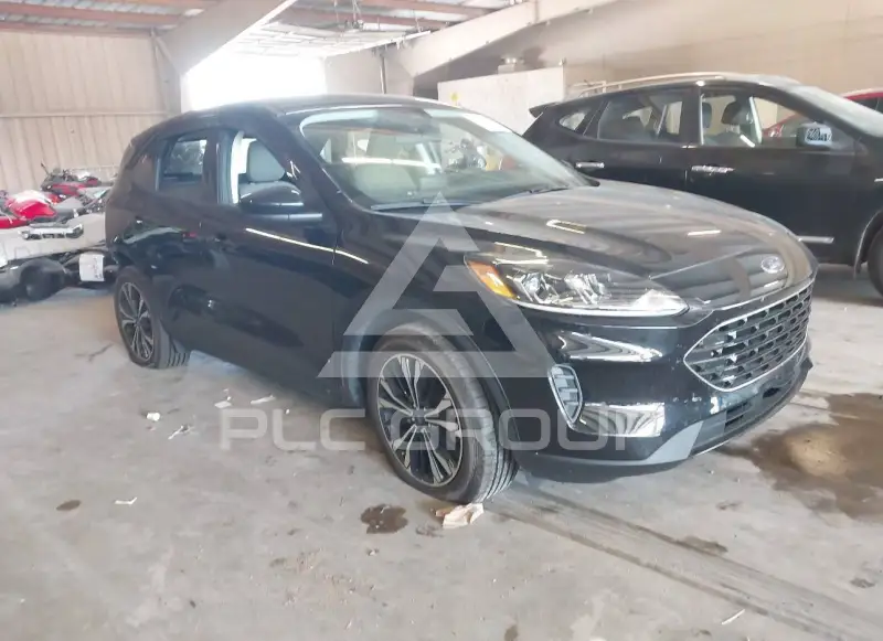 2022 Ford ESCAPE фото
