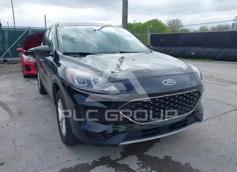 2022 Ford ESCAPE фото