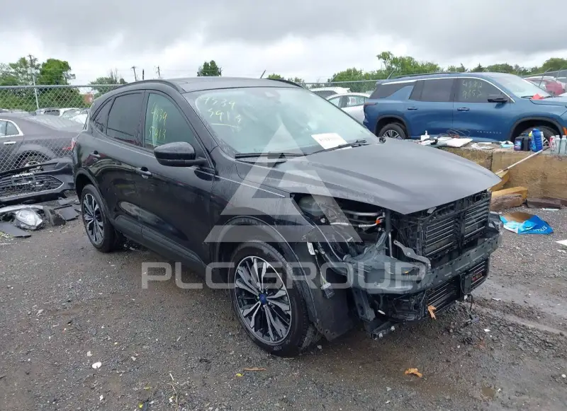 2022 Ford ESCAPE фото