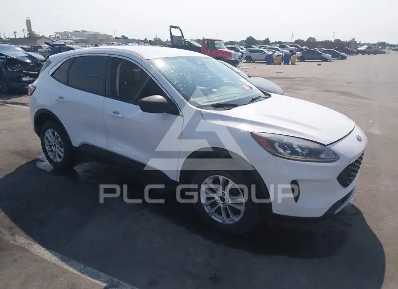 2022 Ford ESCAPE photo