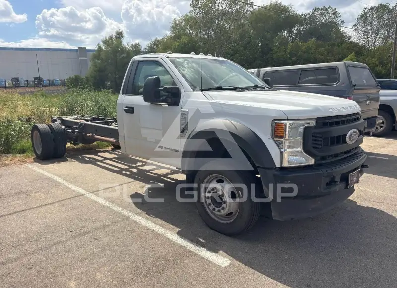 2022 Ford F-550 фото
