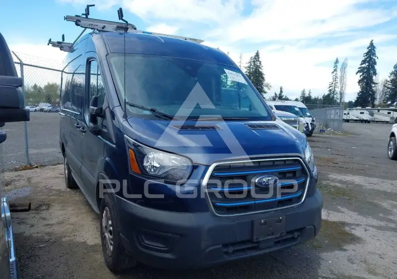 2022 Ford E-350 фото