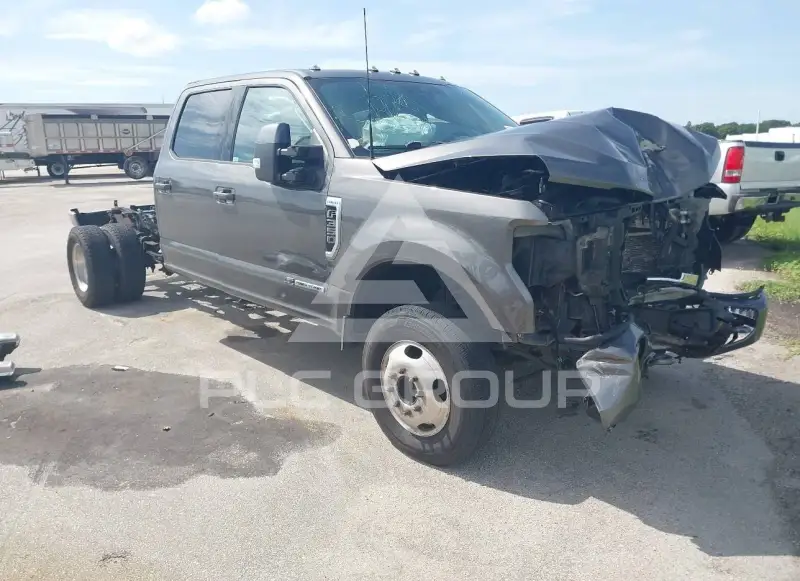 2022 Ford F-350 фото