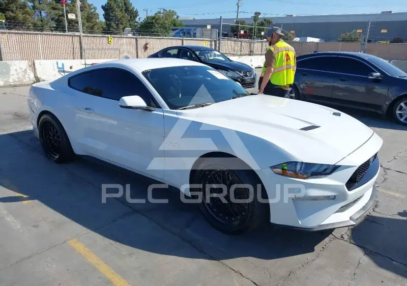 2022 Ford MUSTANG photo