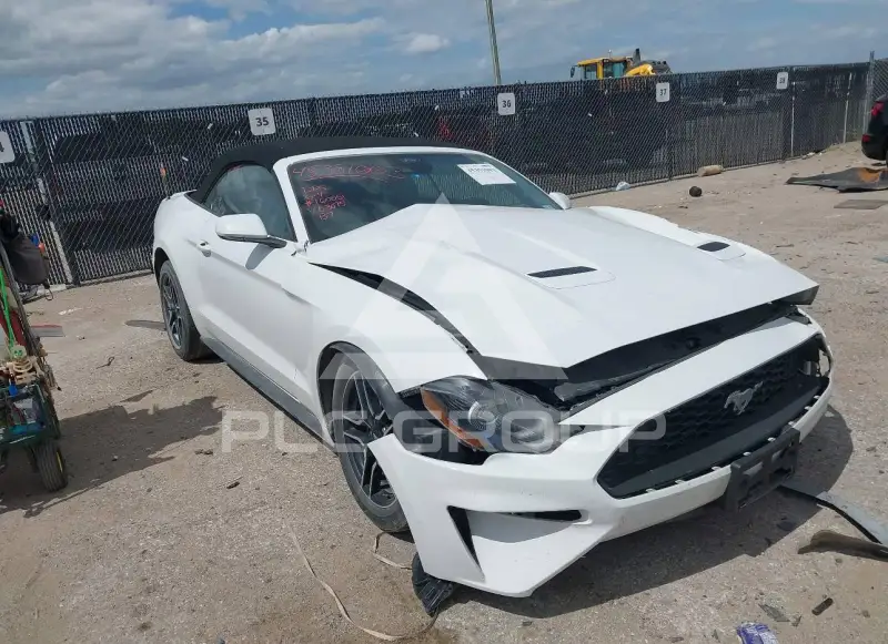 2022 Ford MUSTANG фото