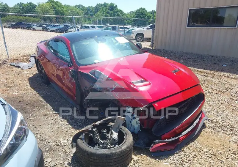 2022 Ford MUSTANG photo