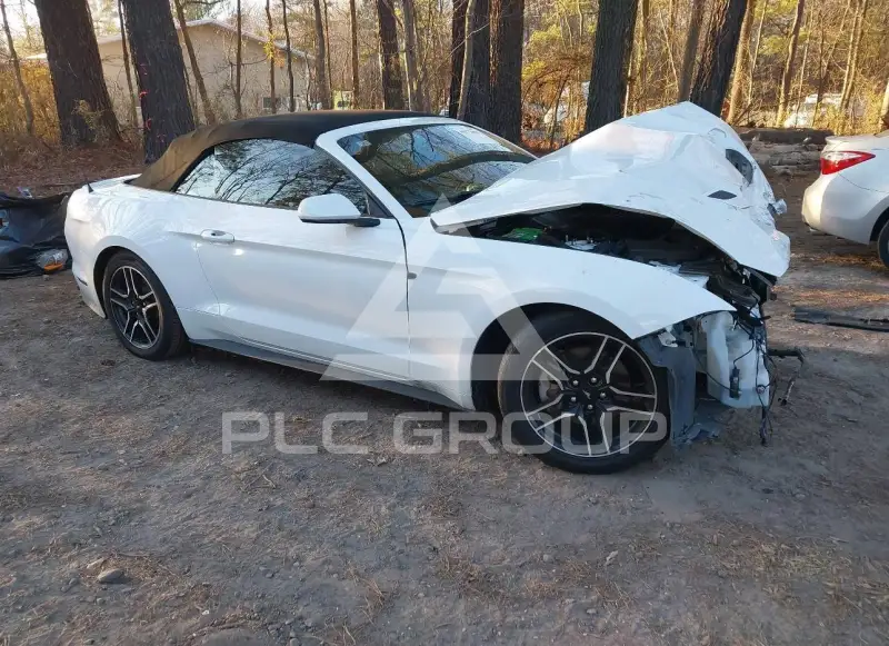 2022 Ford MUSTANG photo