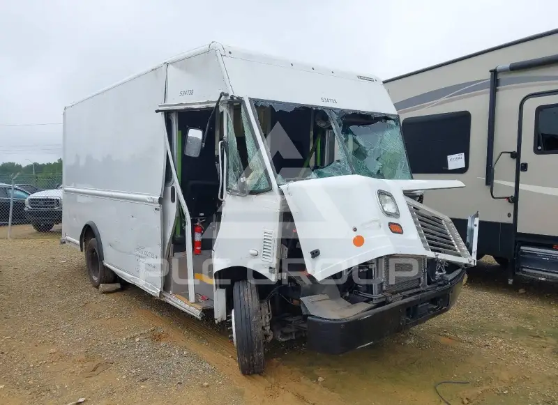 2022 Ford F-590 фото