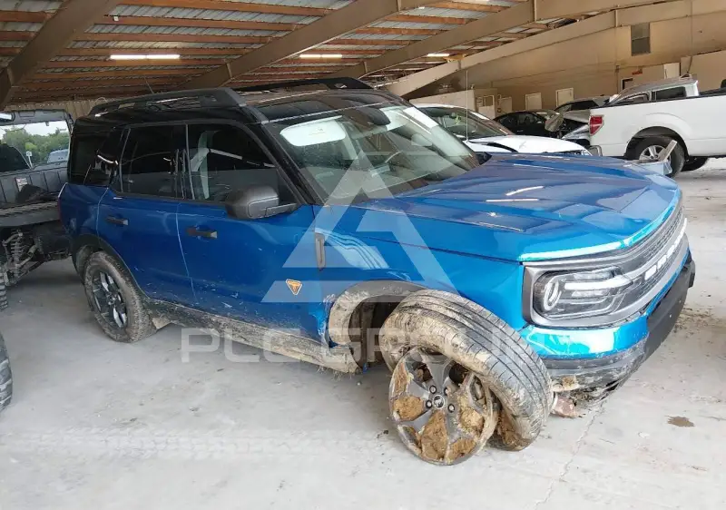2022 Ford BRONCO фото