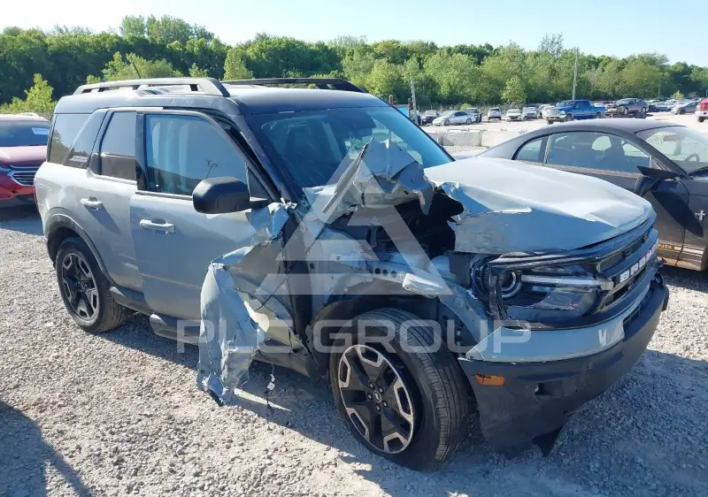 2022 Ford BRONCO фото