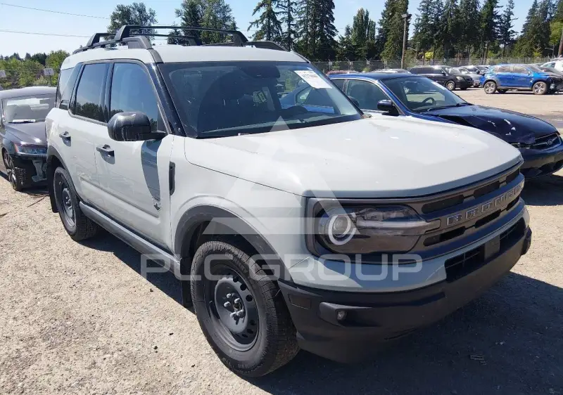2022 Ford BRONCO photo