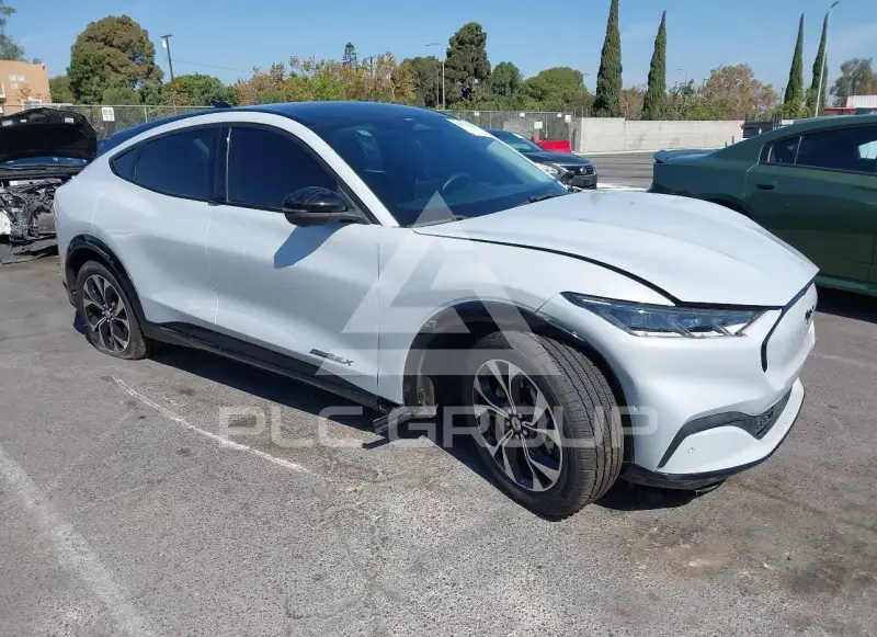 2022 Ford MUSTANG photo