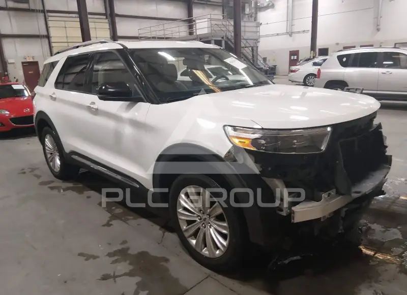 2022 Ford EXPLORER photo